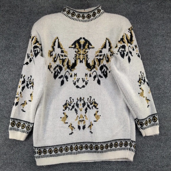 Bramble Lane Women's Pullover Sweater White Gold Medium Metallic Shoulder Pads - Picture 2 of 12